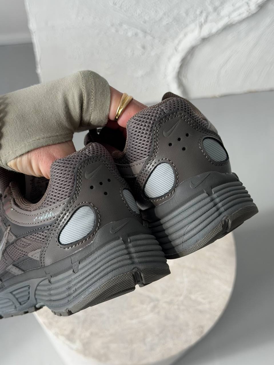 Кроссовки Nike P-6000 — Graphite Runner — фото 3